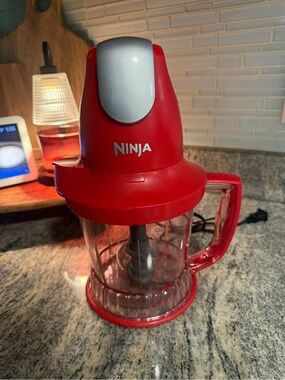 Ninja Red Food Chopper with Clear Pitcher